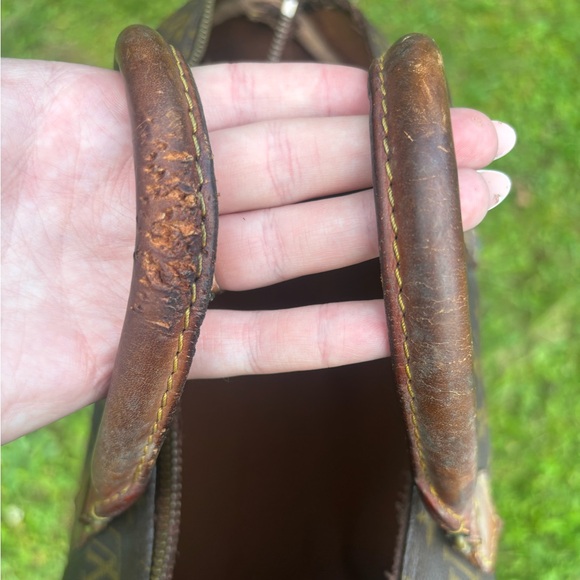 Louis Vuitton Brown Monogram Travel Bag - Picture 5 of 14